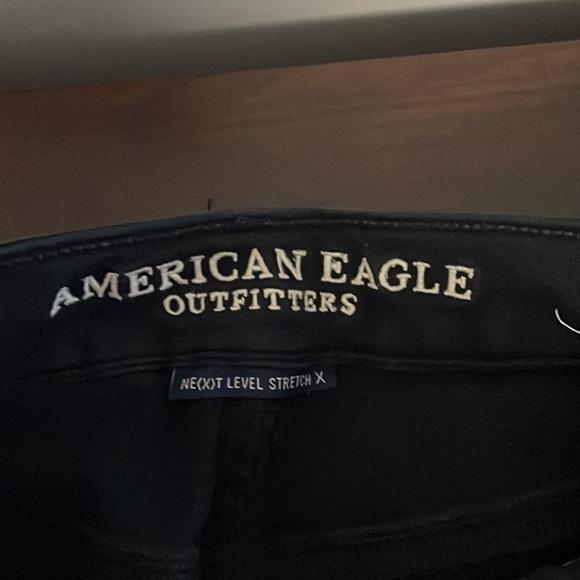 Preloved - Picture 3 of 5